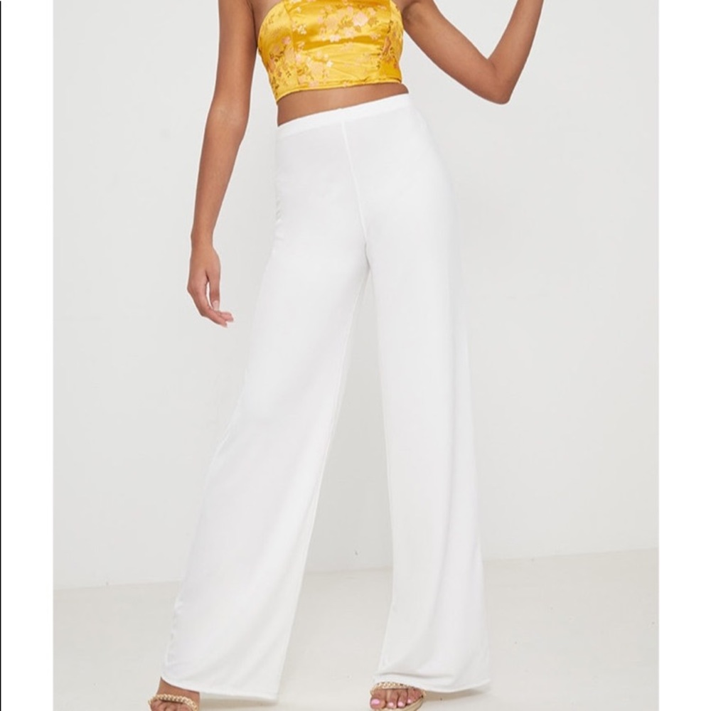 Pretty Little Thing Petite White Wide Leg Pants